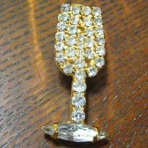 🍷 Dorothy Bauer Rhinestone Wine Glass Brooch